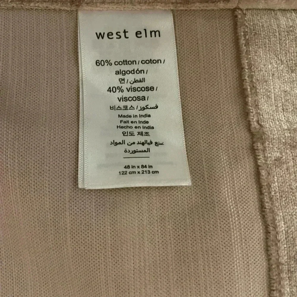 [West Elm] NWOT Luster Velvet Curtain - Dusty Blush